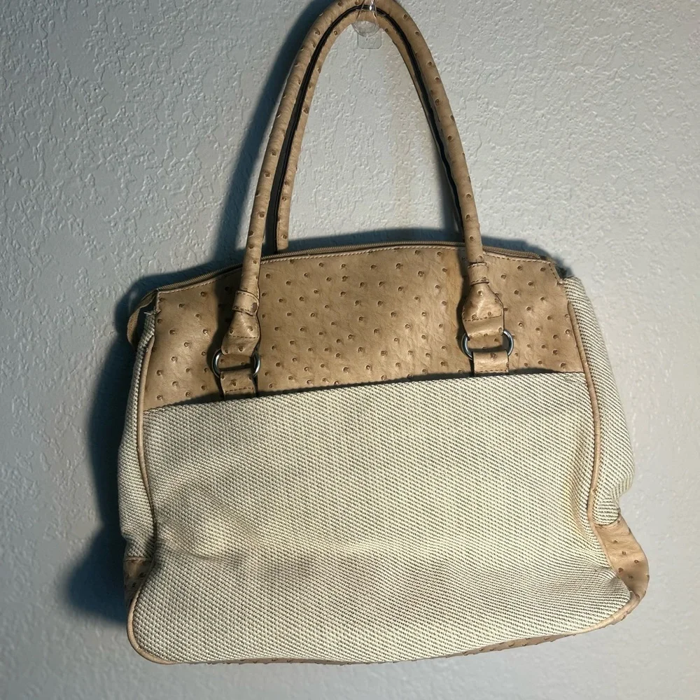 London Fog Tan and Cream Shoulder Bag